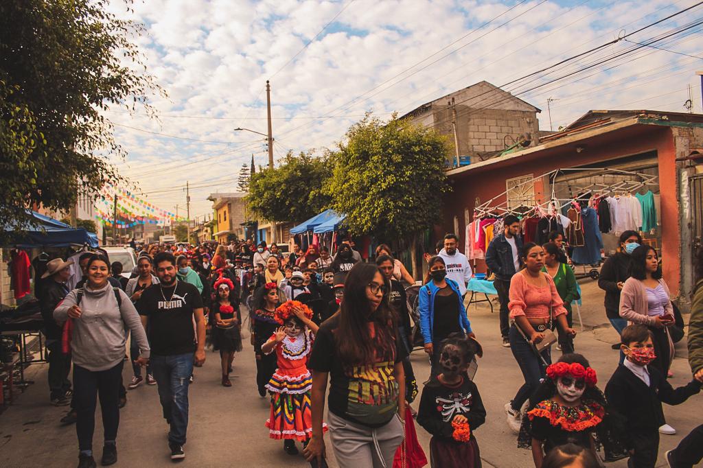 Celebran por primera vez festival de Día de muertos en primaria indígena