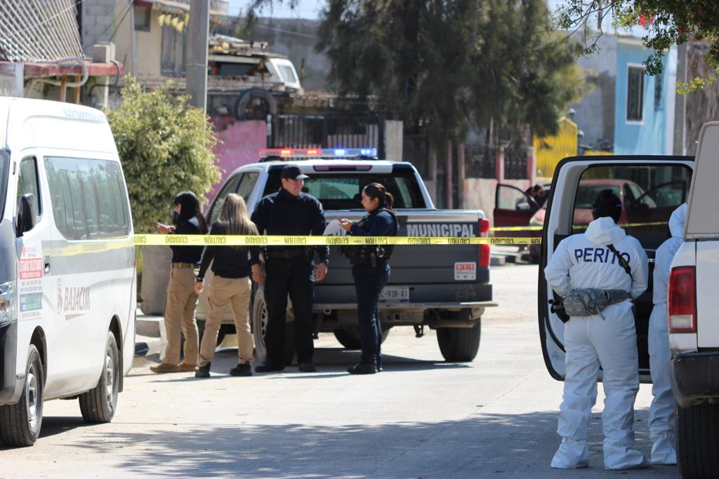 Mujer es asesinada a balazos