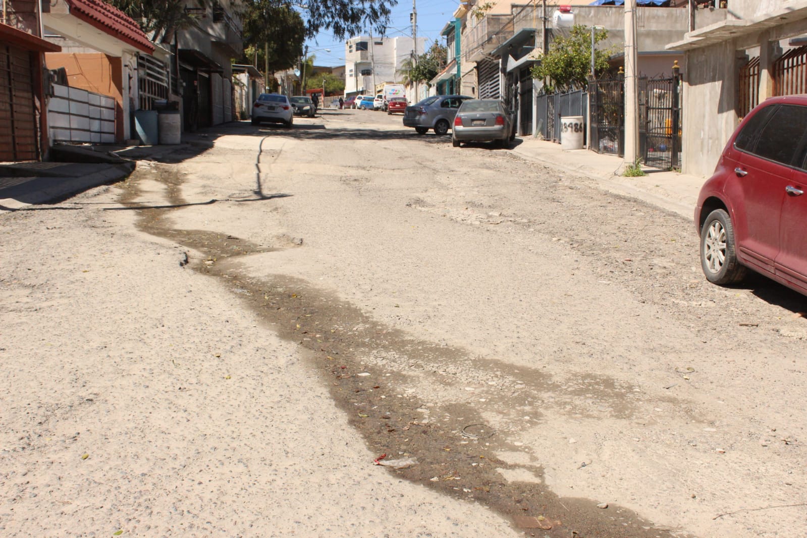 Galería de baches: los de Villa Fontana y Villa del Real