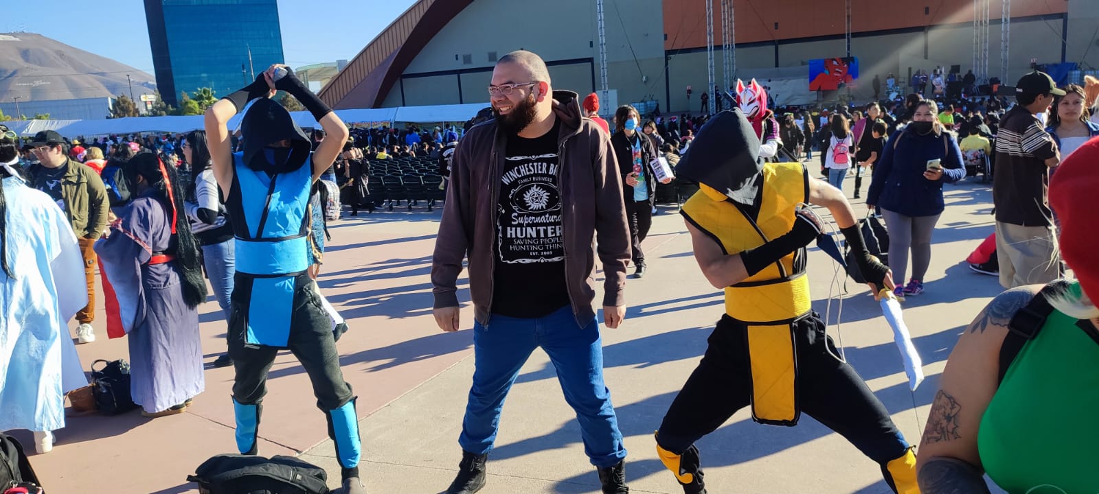 Cosplayers de la ‘Revolución del Otaku 2022 Edición Navideña’