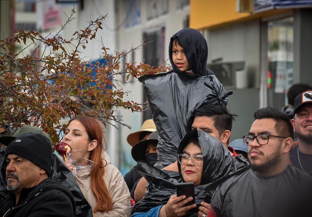 La lluvia no fue excusa para no asistir al tan esperado espectáculo