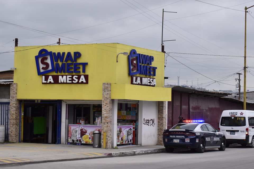 Patrulla Municipal en las inmediaciones de Swap Meet La Mesa