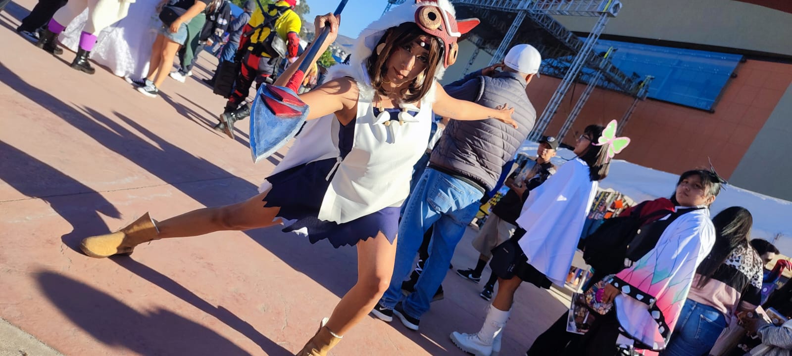 Cosplayer de la ‘Revolución del Otaku 2022 Edición Navideña’